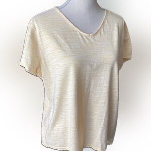 Chico’s XL yellow Top/t-shirt with style